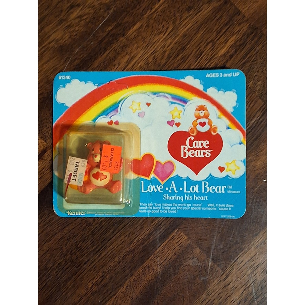 Vintage 1984 Kenner Care Bears Love-A-Lot Bear Miniature Figure Sealed 61340